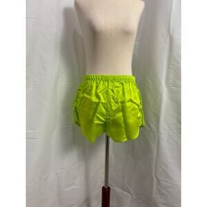 NWT Ettitude Sateen Shortie - Lime Green